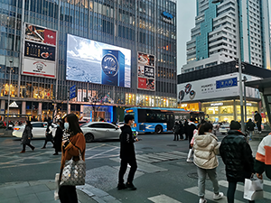 無錫云蝠大廈LED大屏廣告價格多少錢？無錫商圈LED戶外大屏廣告