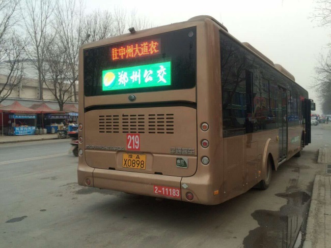 鄭州公交車電子屏廣告價(jià)格，鄭州公交車尾LED彩屏廣告投放優(yōu)勢分析